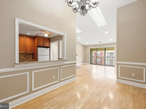 47 Mendrey Ct, Lawrence Township, NJ 08648