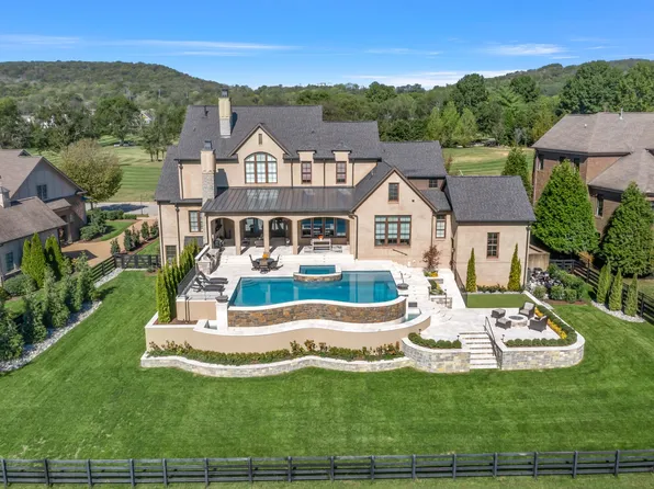 5214 Wildings Blvd, College Grove, TN 37046