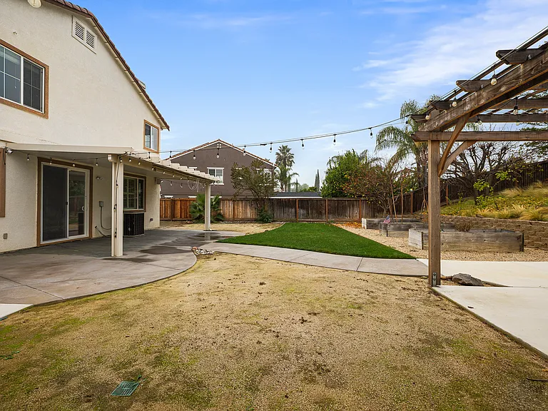 729 Copperfield Ct — Photo 21