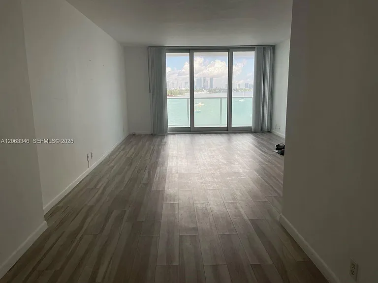 1000 West Ave #515 — Photo 7