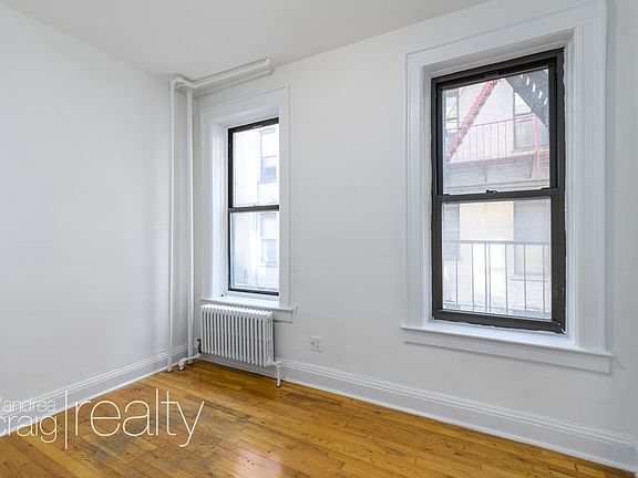 3rd image of 440 Saint Johns Pl #B2