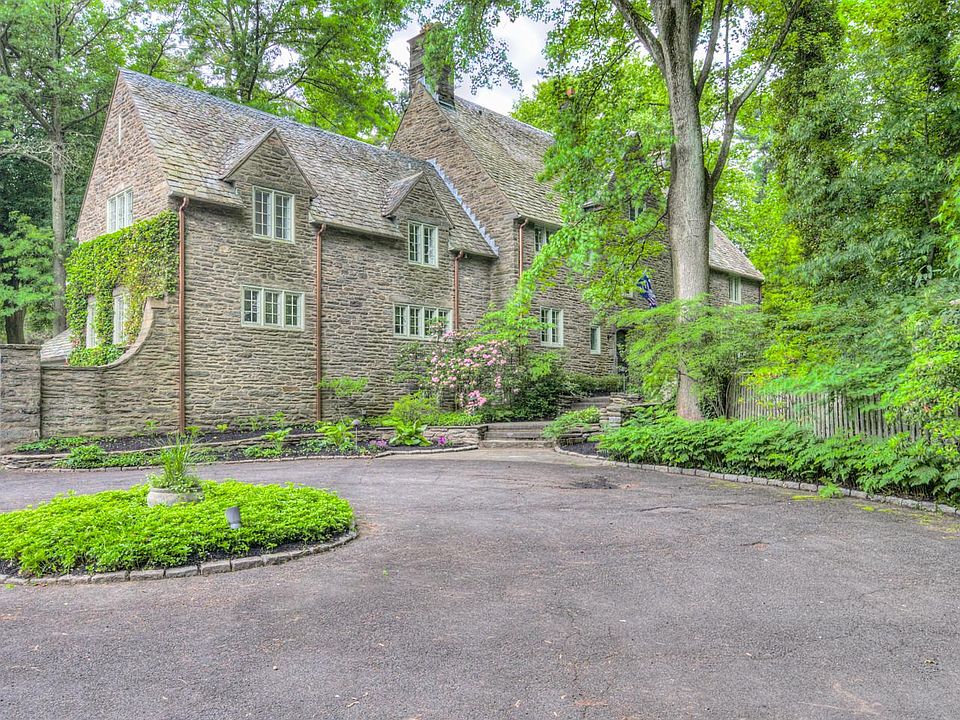 8100 Lincoln Dr, Philadelphia, PA 19118 Zillow