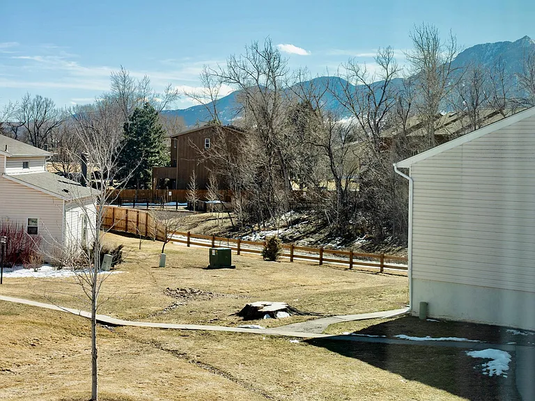 3740 Iris Ave #D — Photo 5