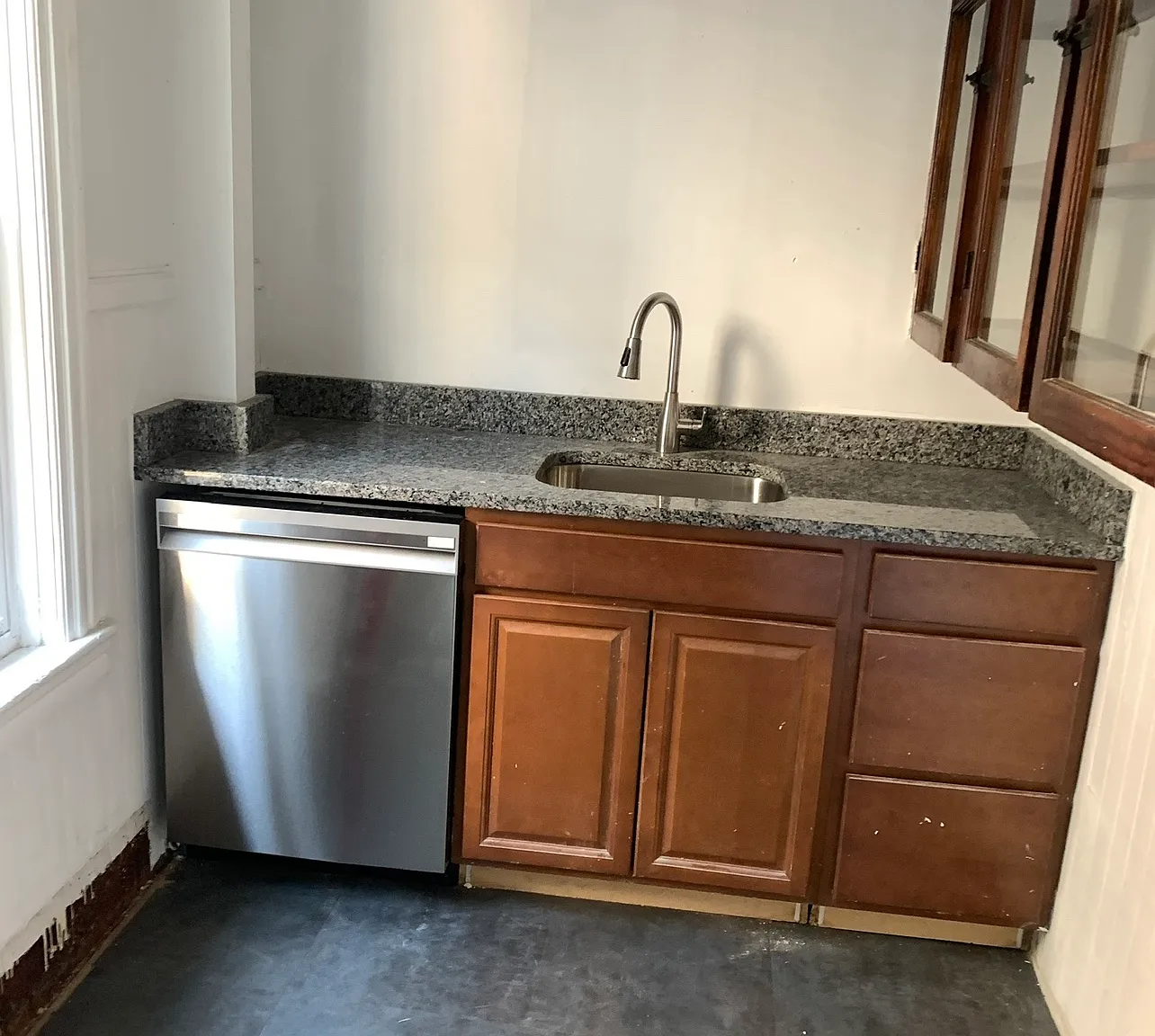3 bed, 1316 sqft, $1,900 — Photo 3