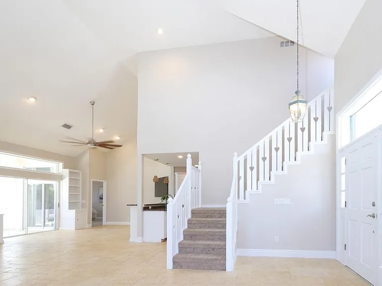 400 Seaside Ln — Photo 6