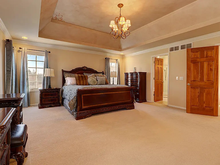 26025 Whispering Woods Cir — Photo 23