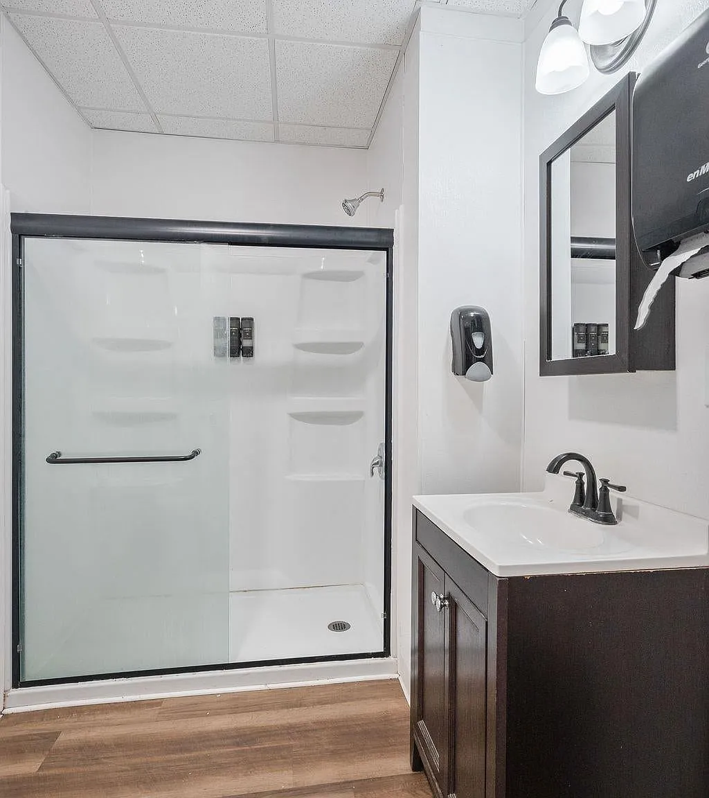2 bed, 1100 sqft, $1,050 — Photo 3