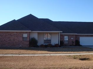 12624 Springfield Rd, Denham Springs, LA 70706