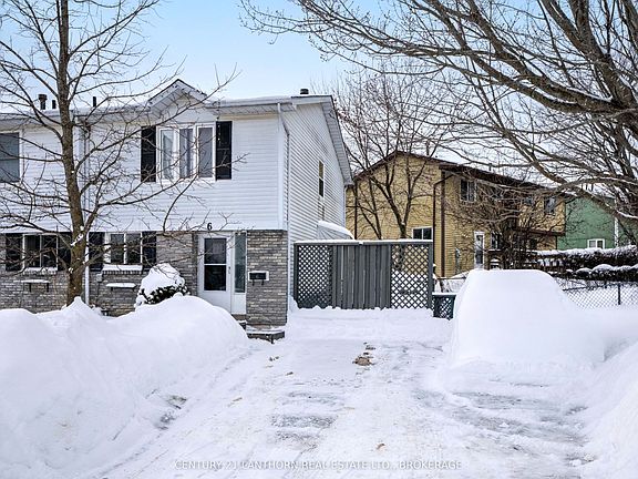 4th image of 6 Woodstone Cres