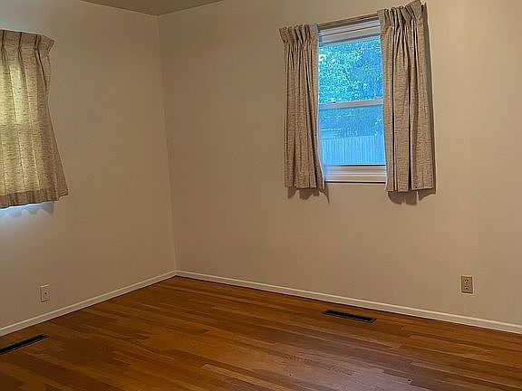 4th image of 2330 Morehouse Ave