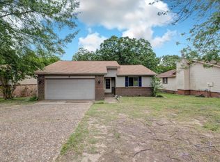 4 Rook Pl, Maumelle, AR 72113