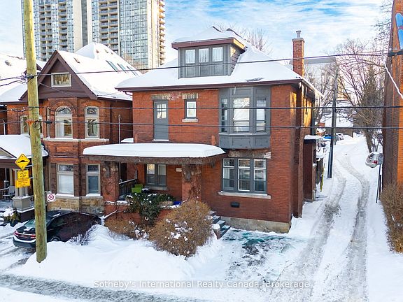 2nd image of 217 Caroline St S