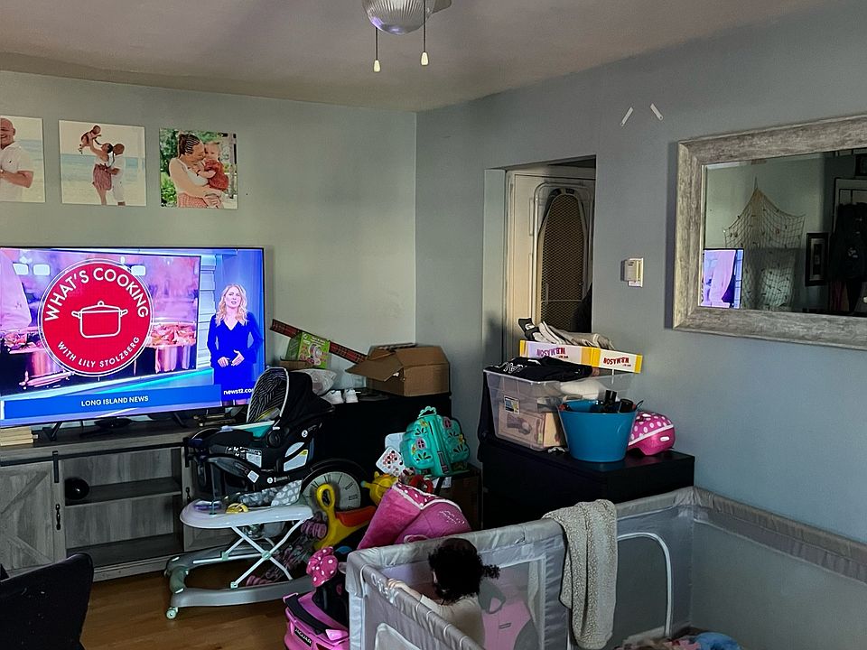 1st image of 54 Montauk Hwy APT 3