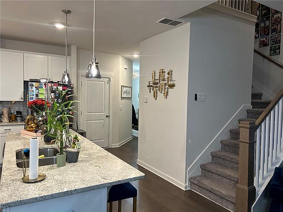 5th image of 3724 Gardenwick Rd