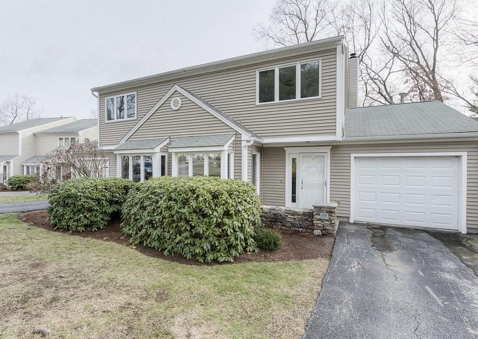 1st image of 97 Oakwood Ln #97