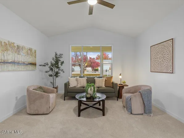 1384 W Bering Ave, Coeur D Alene, ID 83815