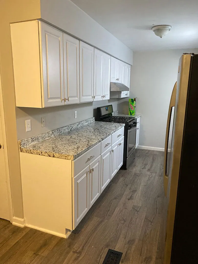 3 bedroom single family home with huge bonus room! — Photo 1