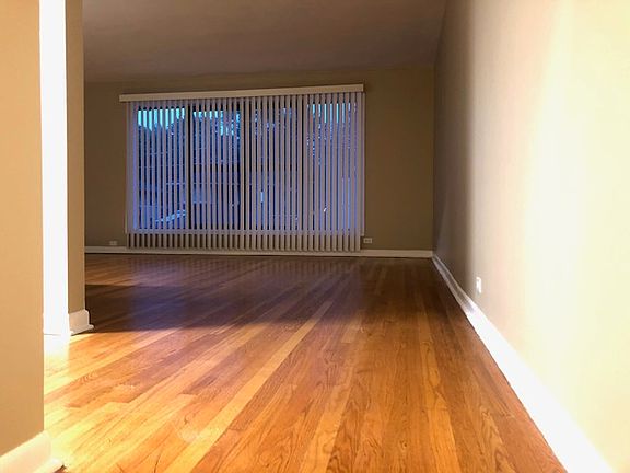 2nd image of 3223 S Harlem Ave APT 3