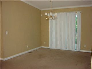 4th image of 117 Fairview Oaks Dr