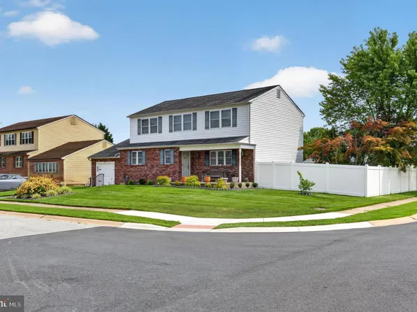 51 Cummings Ct, Bear, DE 19701