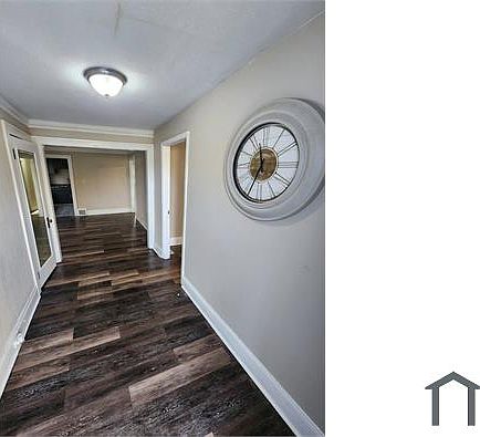 2nd image of 13902 Coit Rd #1