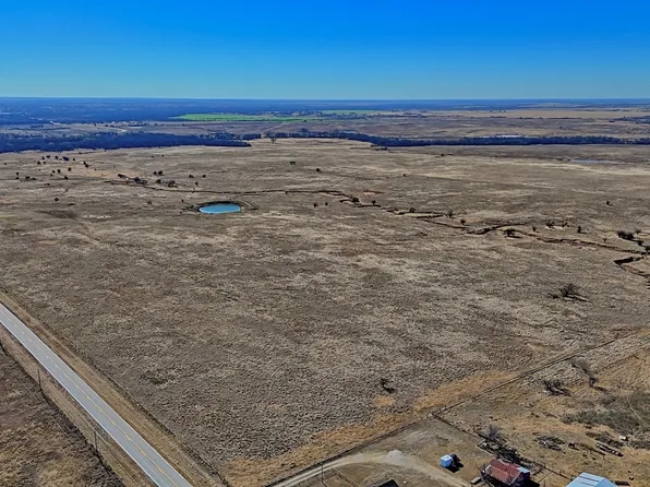 Fm 1197, Henrietta, TX 76365