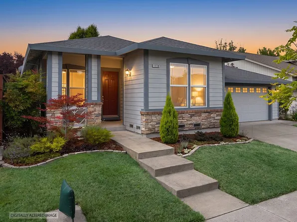 1173 Rochioli Dr, Windsor, CA 95492