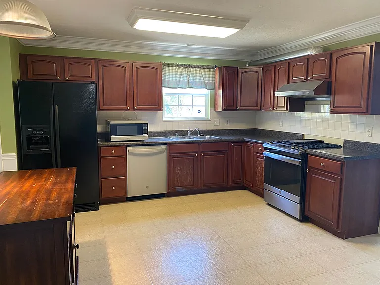 2508 Forest Valley Ln — Photo 8