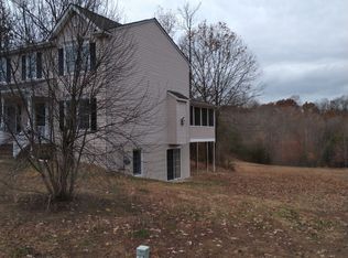 9406 Timberlake Rd, Fredericksburg, VA 22408