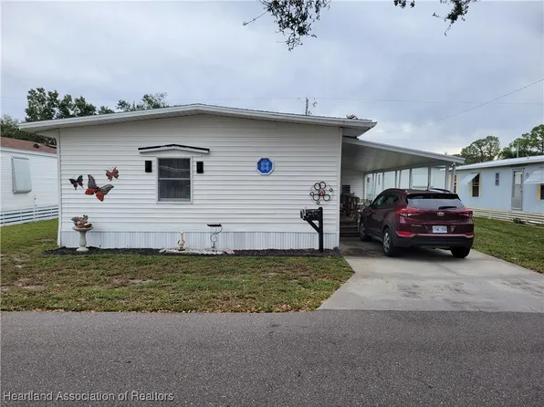 8 Fishermans Cv, Lake Placid, FL 33852