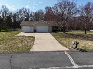 7465 Red Rock Trl, Kalamazoo, MI 49009