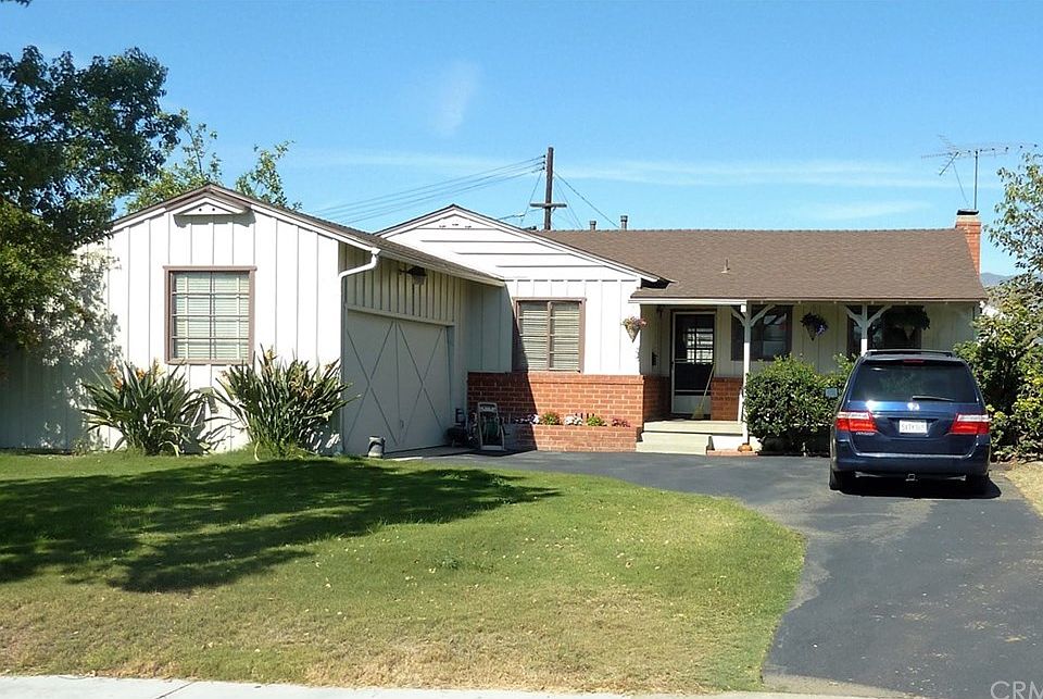 1st image of 1319 Brewster Dr
