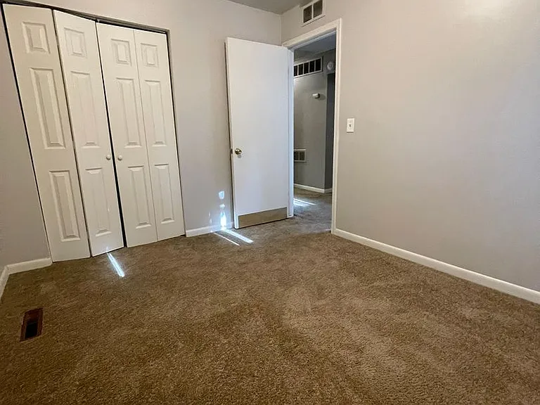 4471 Croissant St — Photo 7