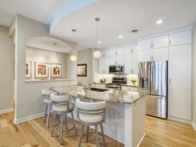 701 Linden St UNIT 106, Mendota Heights, MN, 55118