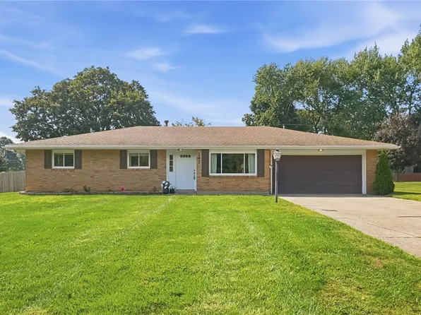2825 Walford Dr, Dayton, OH 45440