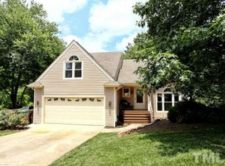 104 Excalibur Ct, Cary, NC 27513