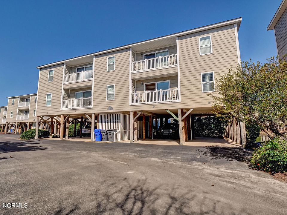 1st image of 258 W 2nd St #3A