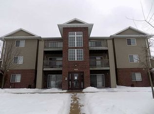 3101 Samuel Ct SW UNIT 10, Cedar Rapids, IA 52404