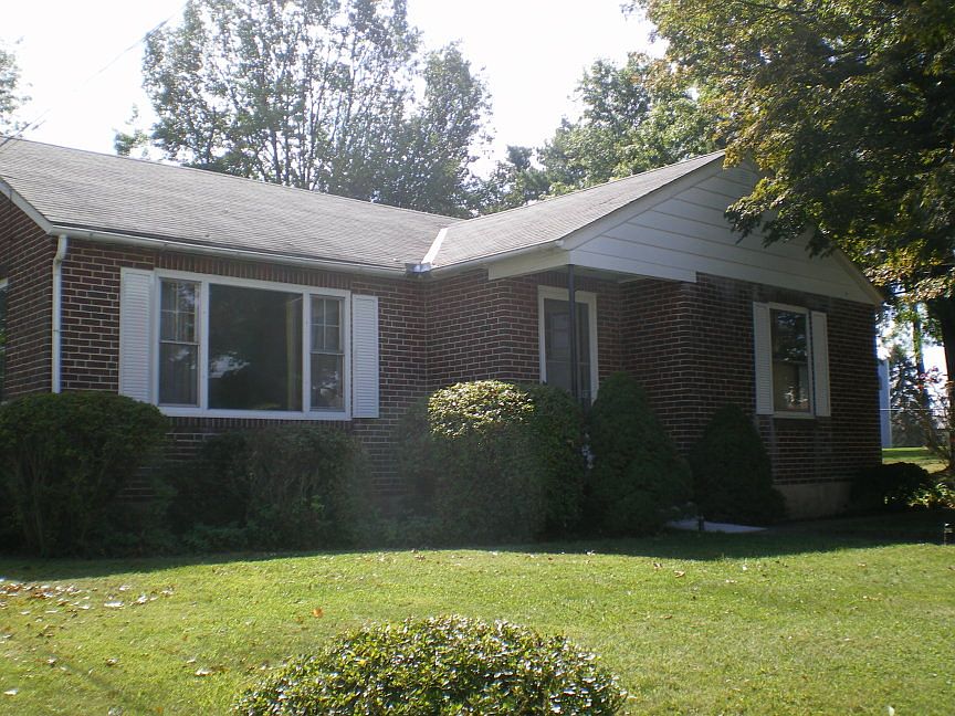 1st image of 218 S Roland St