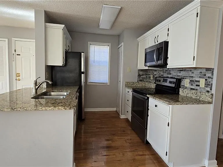 1313 Red Deer Way #253 — Photo 10