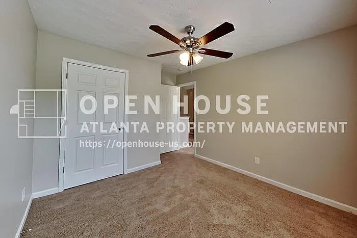 2447 Moultrie Ct — Photo 16