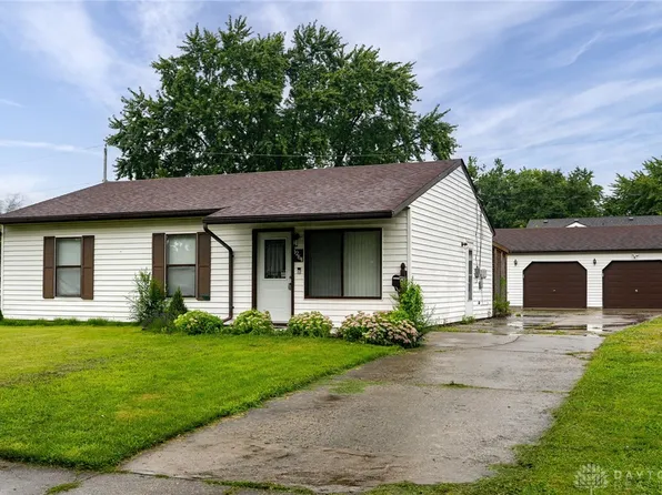 1264 Frayne Dr, New Carlisle, OH 45344