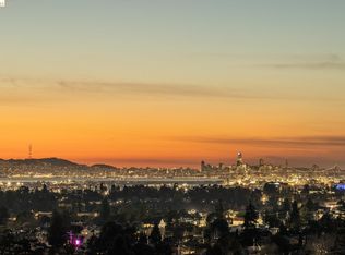 3363 Kiwanis St, Oakland, CA 94602