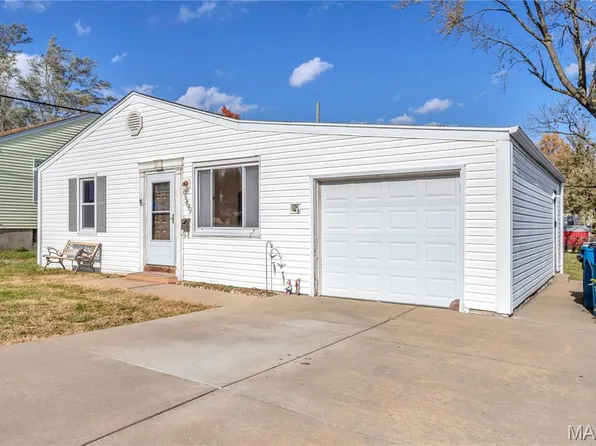 9569 Pagewood Ave, Saint Louis, MO 63114