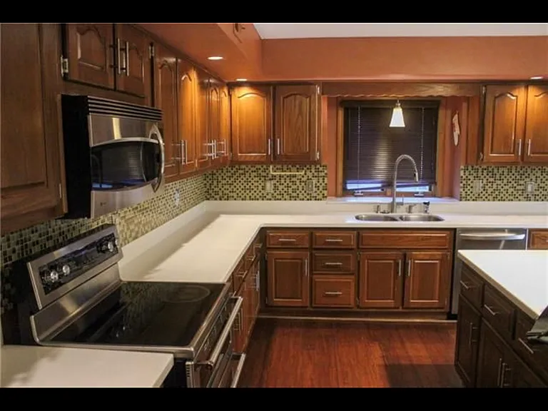 307 S Park Dr — Photo 25