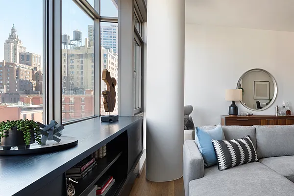 Sold by Compass | media 9