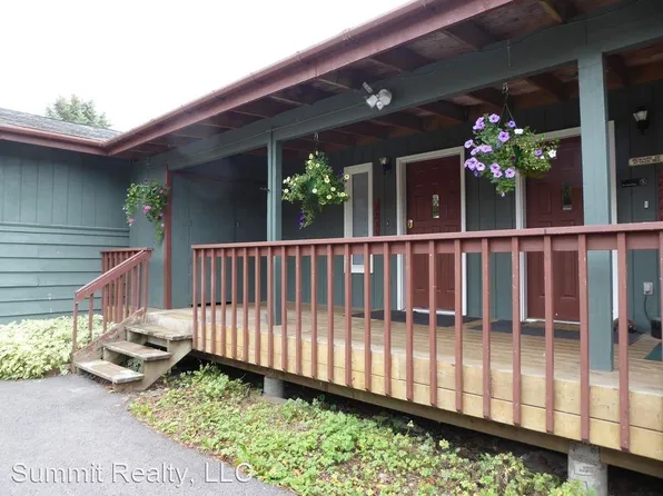 2235 Meadow Ln, Juneau, AK 99801