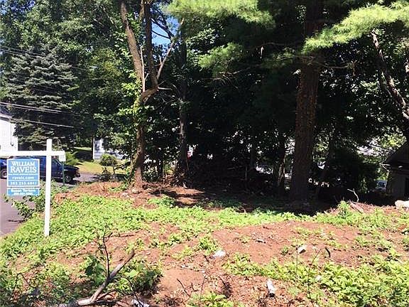 2nd image of 51 New England Ave