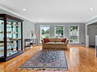99 Columbus Dr #1202, Franklin Park, NJ 08823
