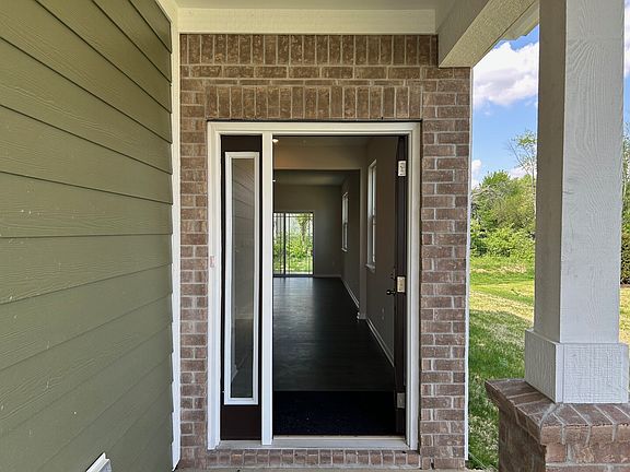 4th image of 1810 Orchard Dr